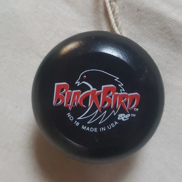 Yo-yo 5 vintage! Yomega X-Brainwing, Superior, Blackbird and Classic - Picture 8 of 11